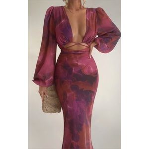 New Showpo Artola Front Cut Out Midi Dress in Blurred Dreams Size 14